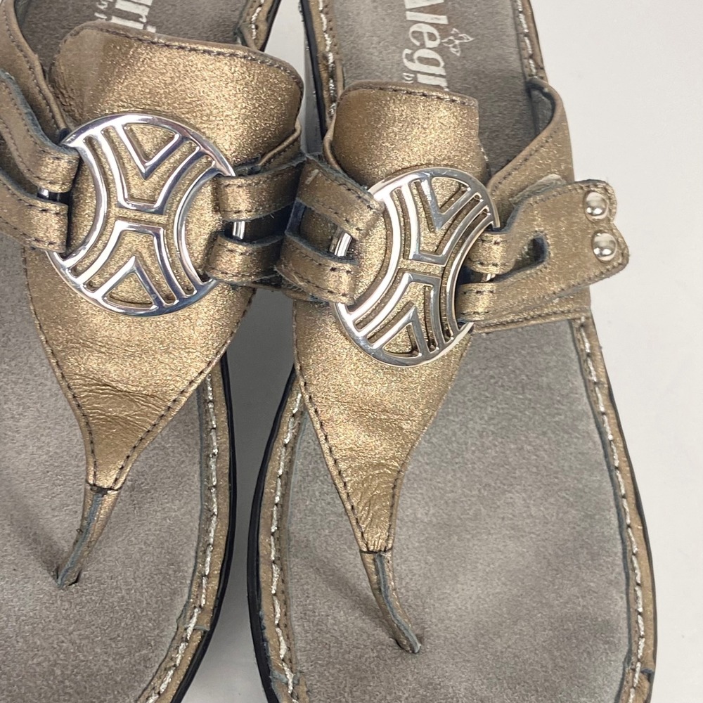 Alegria Lola Bronze Metallic Leather Wedge Thong Sandals Womens 41 10 LOL-251